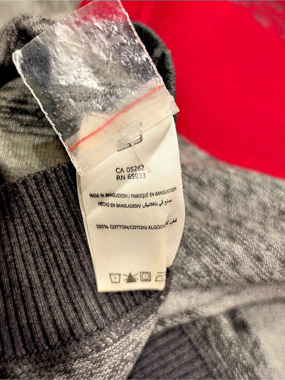 Point Zero Collection Men's Color Block Crewneck Sweater - Picture 6 of 6